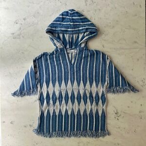 Hermoza Little Anita Poncho